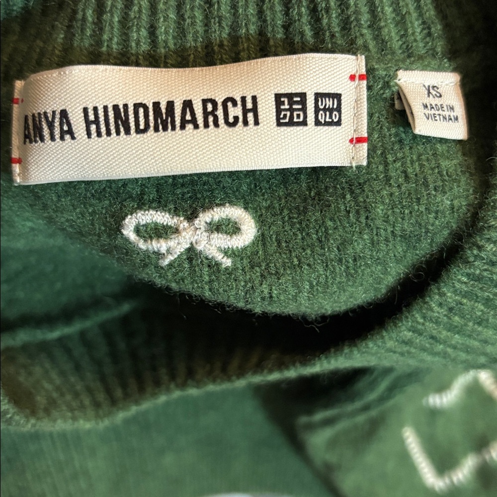 ANYA HINDMARCH X UNIQLO | wool green sweater XS - Picture 4 of 6